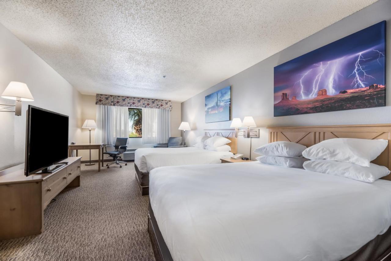 Red Lion Inn & Suites Goodyear Exterior photo