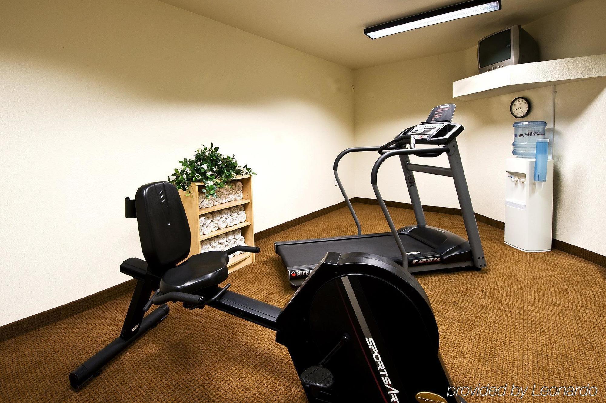 Red Lion Inn & Suites Goodyear Facilities photo